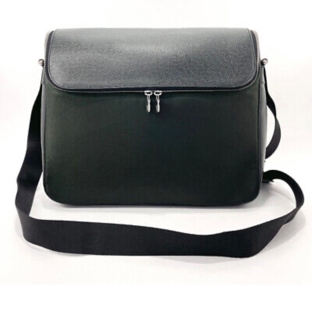 Louis Vuitton Green Messenger bag